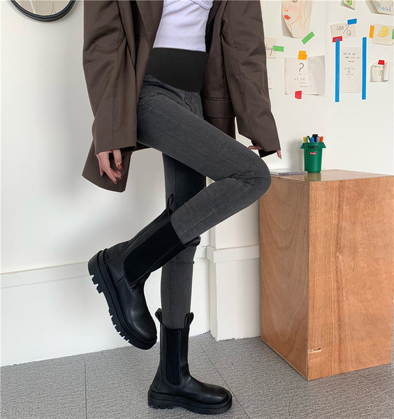 Casual τζιν εγκυμοσύνης