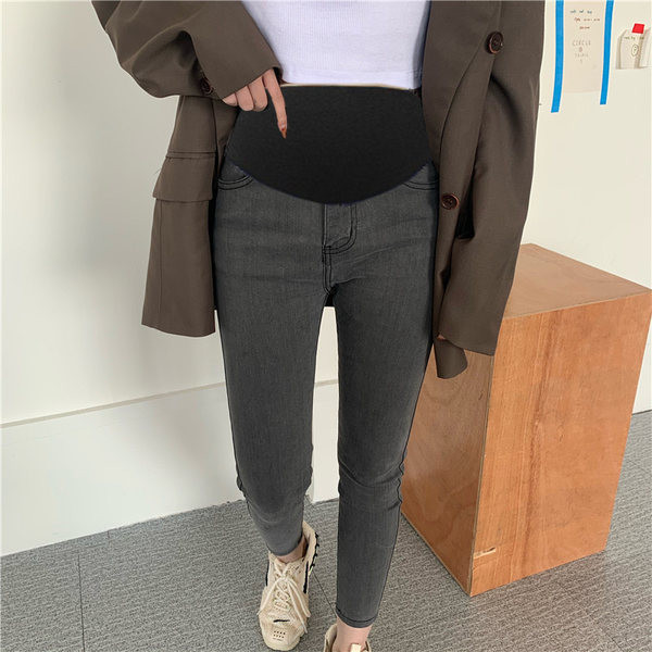 Casual τζιν εγκυμοσύνης