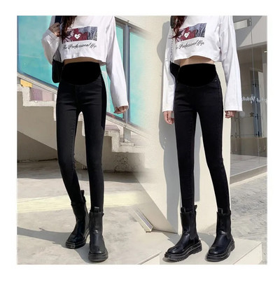 Μοντέρνο ψηλόμεσο τζιν εγκυμοσύνης