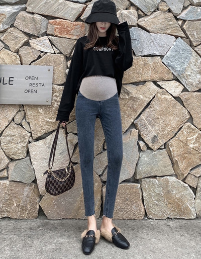 Μοντέρνο ψηλόμεσο τζιν εγκυμοσύνης