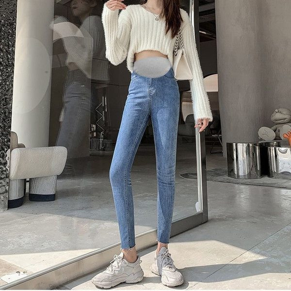 Μοντέρνο ψηλόμεσο τζιν εγκυμοσύνης