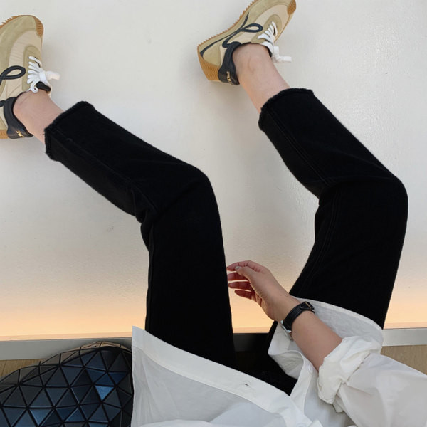 Blugi de maternitate model nou cu talie inalta si buzunar