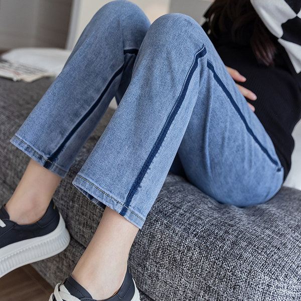 Ženske traperice za trudnice s rubovima