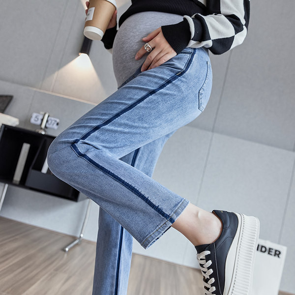 Ženske traperice za trudnice s rubovima