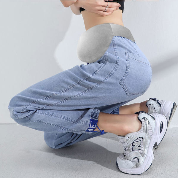 Nový model dámskych džínsov s elastickým pásom na členku pre tehotné ženy