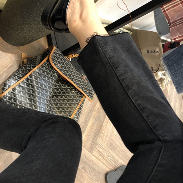 Ležerne traperice za trudnice ravnog uzorka visokog struka