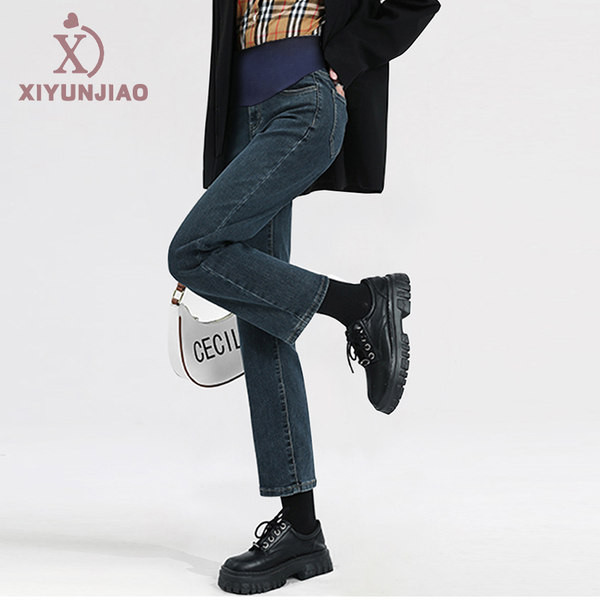 Μοντέρνο γυναικείο τζιν με ψηλόμεσο - μαύρο και μπλε χρώμα