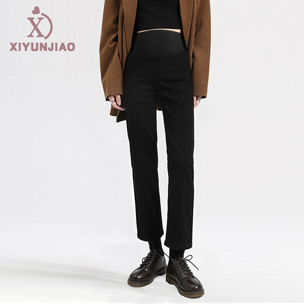 Μοντέρνο γυναικείο τζιν με ψηλόμεσο - μαύρο και μπλε χρώμα