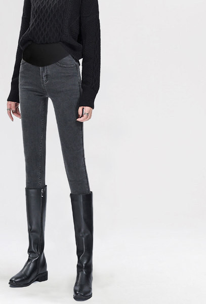 Kõrge vöökohaga slim fit rasedate teksad mitmes värvitoonis