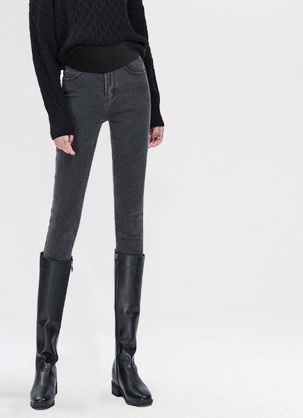 Kõrge vöökohaga slim fit rasedate teksad mitmes värvitoonis