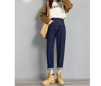 Μοντέρνο γυναικείο ψηλόμεσο τζιν εγκυμοσύνης