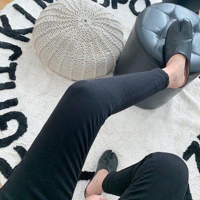 Γυναικεία μοντέρνα τζιν για έγκυες γυναίκες