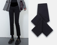 Μοντέρνα γυναικεία τζιν για εγκύους