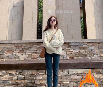 Uus must-sinine naiste teksapükste mudel