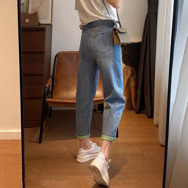 Blugi de dama in culoare deschisa pentru gravide