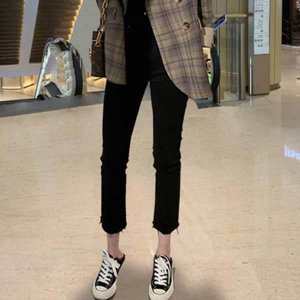 Čisté džínsy - pre tehotné ženy