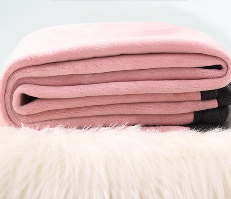 Naiste talveretuusid fliisvoodriga