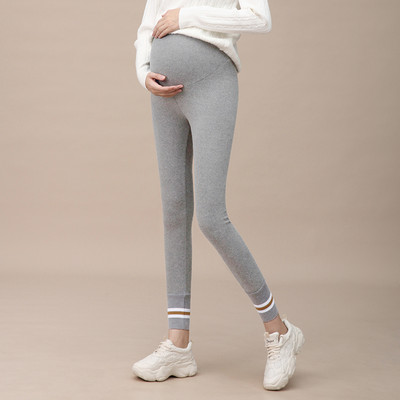 Kõrge vöökohaga sportlikud retuusid rasedatele, mitu mudelit