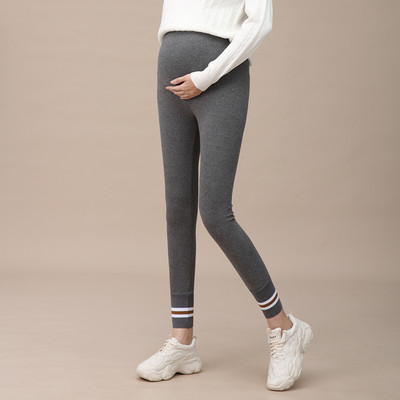 Kõrge vöökohaga sportlikud retuusid rasedatele, mitu mudelit