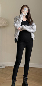 Skaidrios antblauzdžiai nėščiosioms