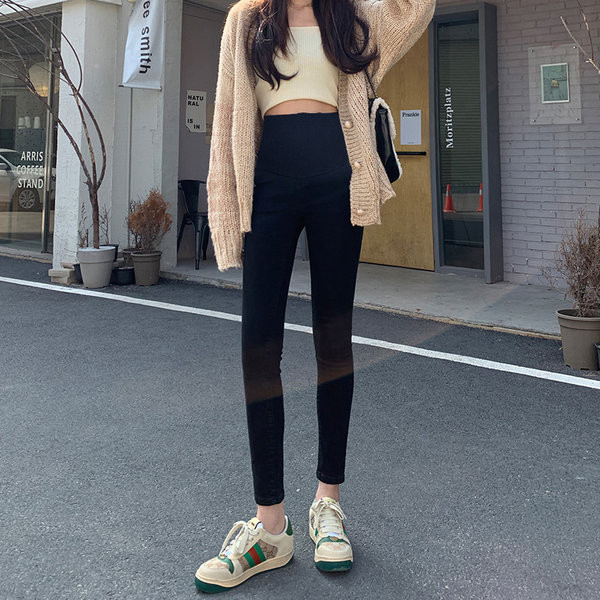 Γυναικείο ψηλόμεσο ελαστικό κολάν σε μαύρο χρώμα