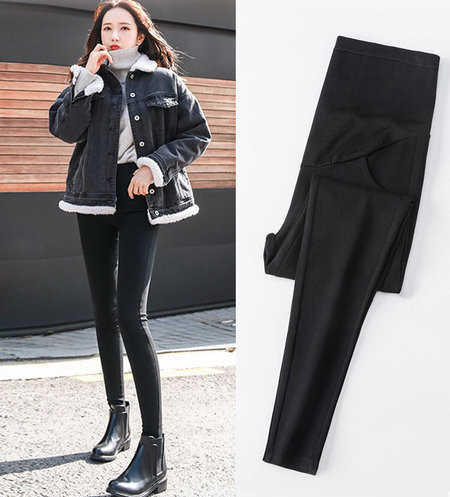 Jambiere transparente pentru femeile însărcinate