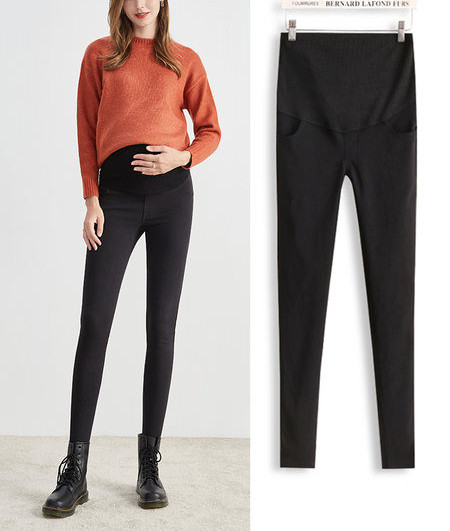 Puhas mudel naiste retuusid rasedatele