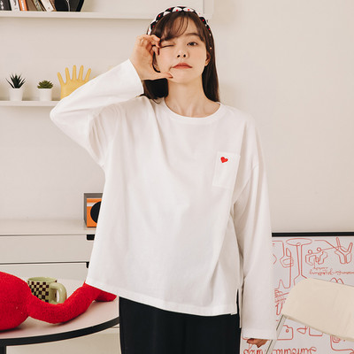 Tasuta mustriga rasedate pluus tasku ja südametikandiga