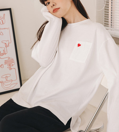 Tasuta mustriga rasedate pluus tasku ja südametikandiga