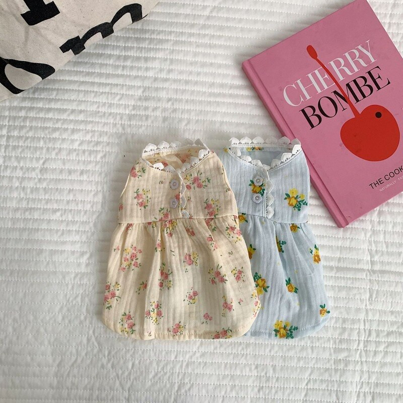 Korea Kawaii Kisállat Kutya Ruha Szép Bichon Chihuahua Ruhák Virágok Print Hercegnő Kutya Szoknya Nyári Kutyák Háziállatok Ruha Kiskutya