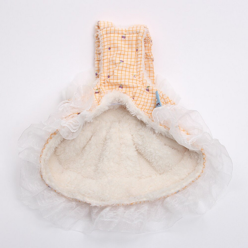 Princezná, teplé šaty s kockovaným vzorom a čerešňami pre šteniatka, jesenný/zimný kabát pre fenky a mačky