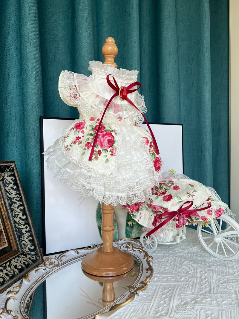 Finom, kézzel készített pamut csipke kisállat kutyaruhák divatos felsőkategóriás virágmintás kristály masni hercegnő ruha kis közepes uszkárnak