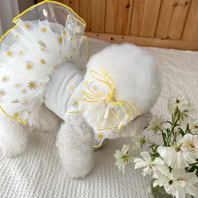 Rózsaszín epres kutyaruhák maci nyári ruhák hálós kölyök szoknyák pomerániai ruhák menő pulóverek kisállatruhák