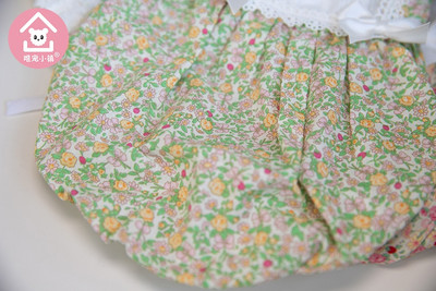 Jarné a letné nové šaty pre psov Tekvicová sukňa s klobúkom Oblečenie pre domáce zvieratá s kvetinovou potlačou Oblečenie pre mačky a psov Oblečenie pre čivavy