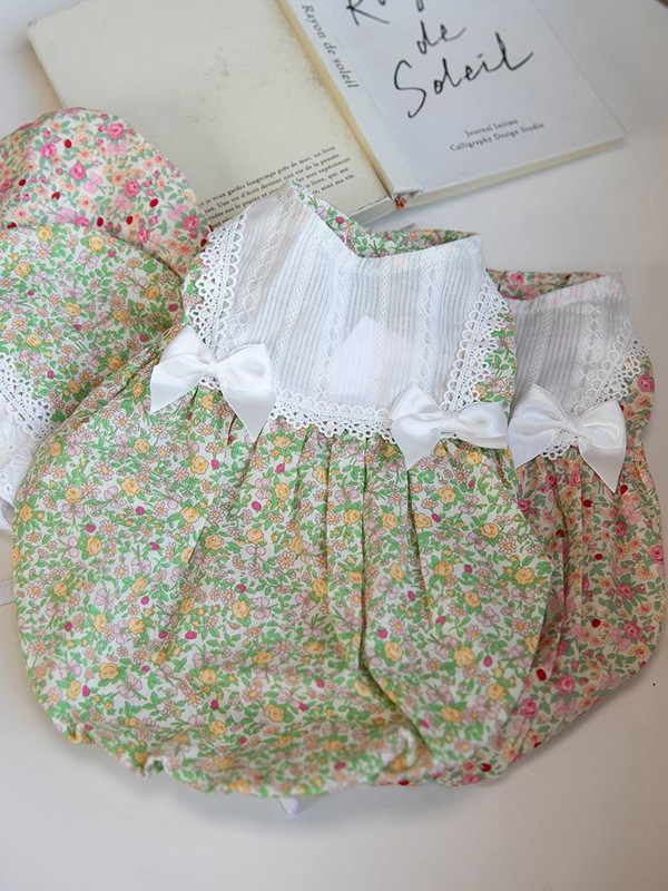 Jarné a letné nové šaty pre psov Tekvicová sukňa s klobúkom Oblečenie pre domáce zvieratá s kvetinovou potlačou Oblečenie pre mačky a psov Oblečenie pre čivavy