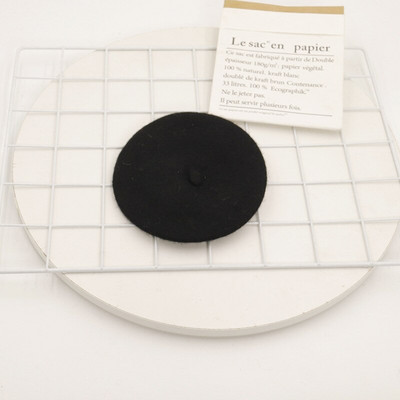 Baretid Mütsid Velvet Koerad Lemmikloom kikilipsu jaoks Mütsid Koerte Aksessuaarid Prantsuse buldog armas sügis talv valge must tüdruk poiss kaelarihm Perro