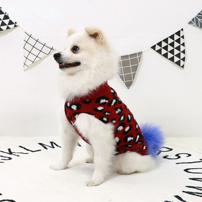 Kuum müük odavad lemmikloomarõivad Luksuslikud kassi koerte kostüümid, silmkoelised täpilised lemmikloomade kampsunid