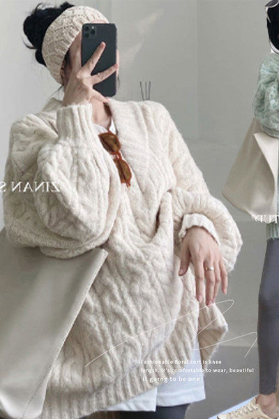 Laia mudeliga ovaalse kaelusega talvekampsun rasedatele naistele