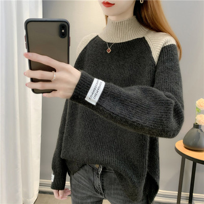 Zimný tehotenský sveter s golierom a logom