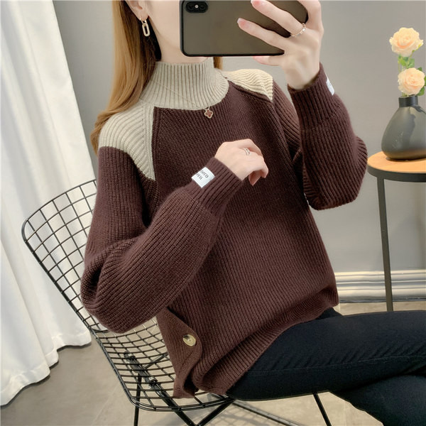 Zimný tehotenský sveter s golierom a logom