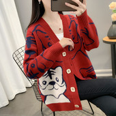 Moderný dámsky pletený kardigan s výšivkou