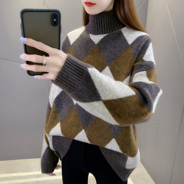 Jesenno-zimný tehotenský sveter s rolákom