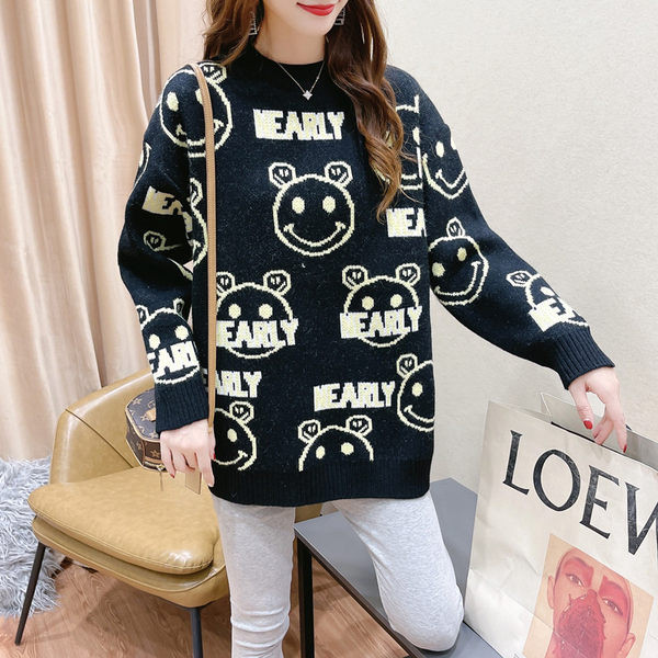 Zimný sveter pre tehotné ženy