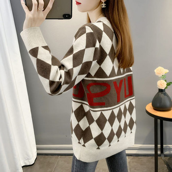 Зимен дамски пуловер с обло деколте -три цвята