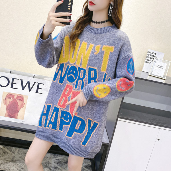 Naujo modelio moteriškas megztinis ilgu apvaliu kaklu