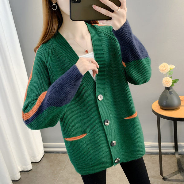 Voľný tehotenský kardigan s vreckami a zapínaním na gombíky