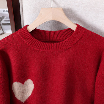Ежедневен пуловер за бременни жени с овално деколте