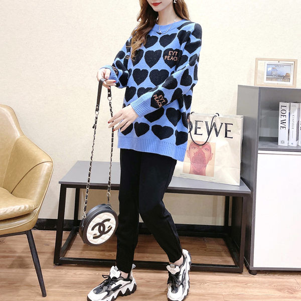 Dámsky ležérny sveter s dlhým rukávom