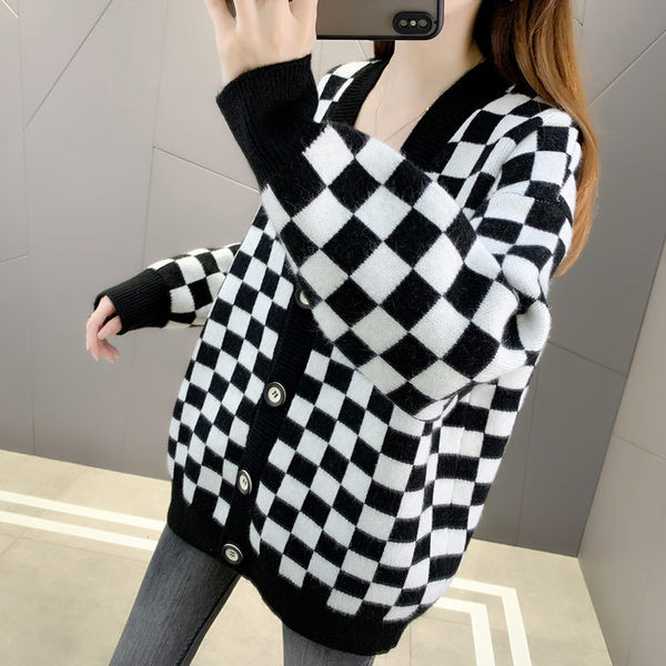 Naiste vabaaja ruuduline nööbiga kardigan