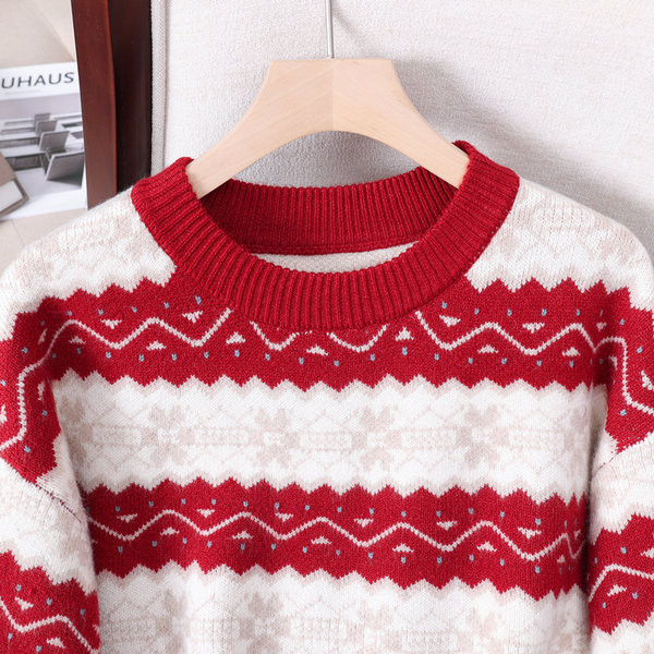 Zimný dámsky tehotenský sveter s okrúhlym výstrihom